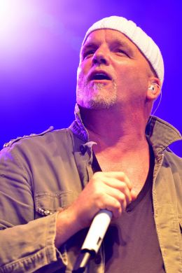 Gerry Friedle - By Dirk Vorderstraße (Own work) [CC BY 3.0 (http://creativecommons.org/licenses/by/3.0)], via Wikimedia Commons