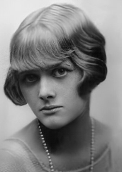 Dame Daphne Du Maurier - Bild: https://de.wikipedia.org