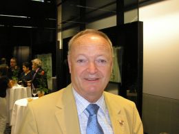 Dr. Andreas Khol - By Gryffindor (Own work) [GFDL (http://www.gnu.org/copyleft/fdl.html), CC-BY-SA-3.0 (http://creativecommons.org/licenses/by-sa/3.0/) or CC BY 2.5 (http://creativecommons.org/licenses/by/2.5)], via Wikimedia Commons