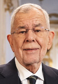 Univ.-Prof. Dr. Alexander Van der Bellen - Bild: https://www.bundespraesident.at - Foto: Carina Karlovits.png