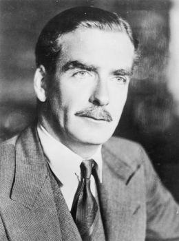 Sir Robert Anthony Eden - Walter Stoneman [Public domain], via Wikimedia Commons