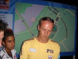 Mario Basler - By Florian K. (Own work) [GFDL (http://www.gnu.org/copyleft/fdl.html) or CC-BY-SA-3.0 (http://creativecommons.org/licenses/by-sa/3.0/)], via Wikimedia Commons