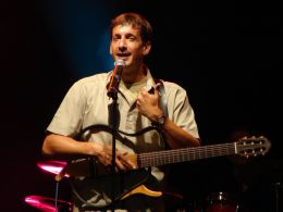 Viktor Gernot - By Christian Jansky (User:Tschaensky) (Own work (own photo)) [CC BY-SA 3.0 (http://creativecommons.org/licenses/by-sa/3.0)], via Wikimedia Commons