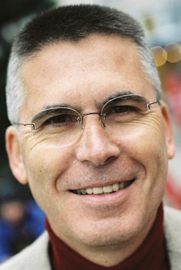 Josef Broukal - https://de.wikipedia.org/