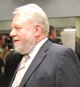 Elmar Oberhauser - By Dieter Zirnig (sugarmelon.com) [CC BY 2.0 (http://creativecommons.org/licenses/by/2.0)], via Wikimedia Commons