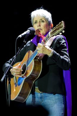 Joan Baez - Frederic Legrand - COMEO/Shutterstock.com