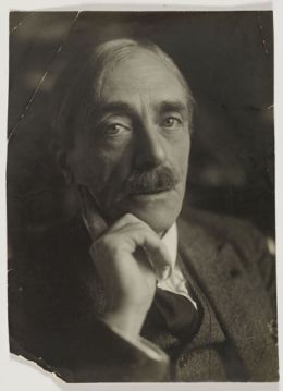 Paul Ambroise Valéry - Pierre Choumoff [Public domain], via Wikimedia Commons
