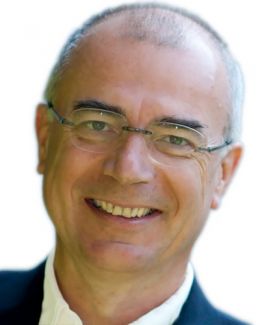 Reinhold W. Henke - By HK Ipmt (Self-photographed) [CC BY-SA 3.0 de (http://creativecommons.org/licenses/by-sa/3.0/de/deed.en)], via Wikimedia Commons