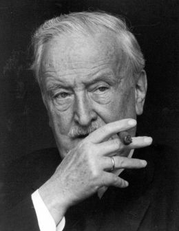 Dr. Hermann Josef Abs - See page for author [GFDL (http://www.gnu.org/copyleft/fdl.html) or CC-BY-SA-3.0 (http://creativecommons.org/licenses/by-sa/3.0/)], via Wikimedia Commons