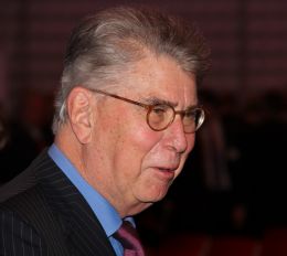 Heinz Dürr - By RudolfSimon (Own work) [CC BY-SA 3.0 (http://creativecommons.org/licenses/by-sa/3.0)], via Wikimedia Commons