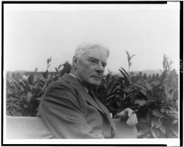 Norman George Douglas - Carl Van Vechten [Public domain], via Wikimedia Commons