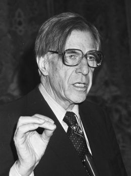 John Kenneth Galbraith - By Dijk, Hans van / Anefo [CC BY-SA 3.0 nl (http://creativecommons.org/licenses/by-sa/3.0/nl/deed.en)], via Wikimedia Commons