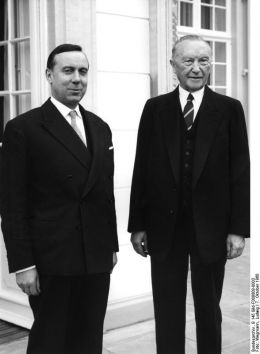Michel Jean-Pierre Debré - Bundesarchiv, B 145 Bild-F008808-0003 / Wegmann, Ludwig / CC-BY-SA 3.0 [CC BY-SA 3.0 de (http://creativecommons.org/licenses/by-sa/3.0/de/deed.en)], via Wikimedia Commons