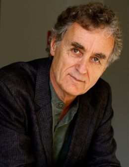 Fritjof Capra - By Zenobia Barlow [CC BY-SA 3.0 (http://creativecommons.org/licenses/by-sa/3.0)], via Wikimedia Commons