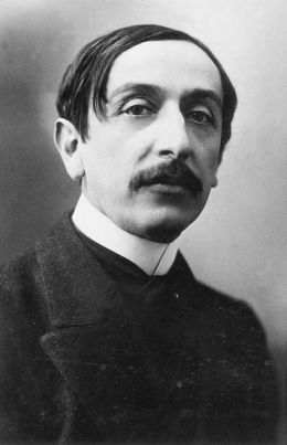 Maurice Barrès - By Photographe français. (Wikipedia de) [Public domain], via Wikimedia Commons