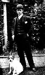 Jerome Klapka Jerome - See page for author [Public domain], via Wikimedia Commons