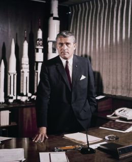 Freiherr Wernher von Braun - By NASA (http://mix.msfc.nasa.gov/abstracts.php?p=1909 [1]) [Public domain], via Wikimedia Commons